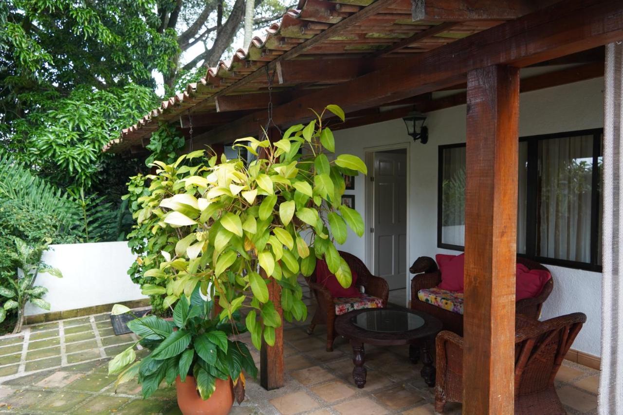 Hotel Boutique Villa Casuarinas Cali Kültér fotó