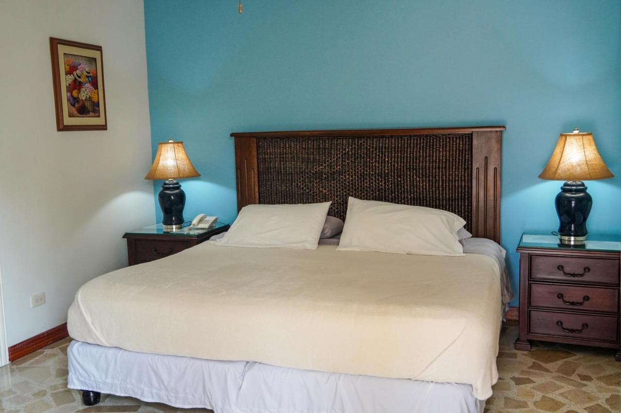 Hotel Boutique Villa Casuarinas Cali Kültér fotó