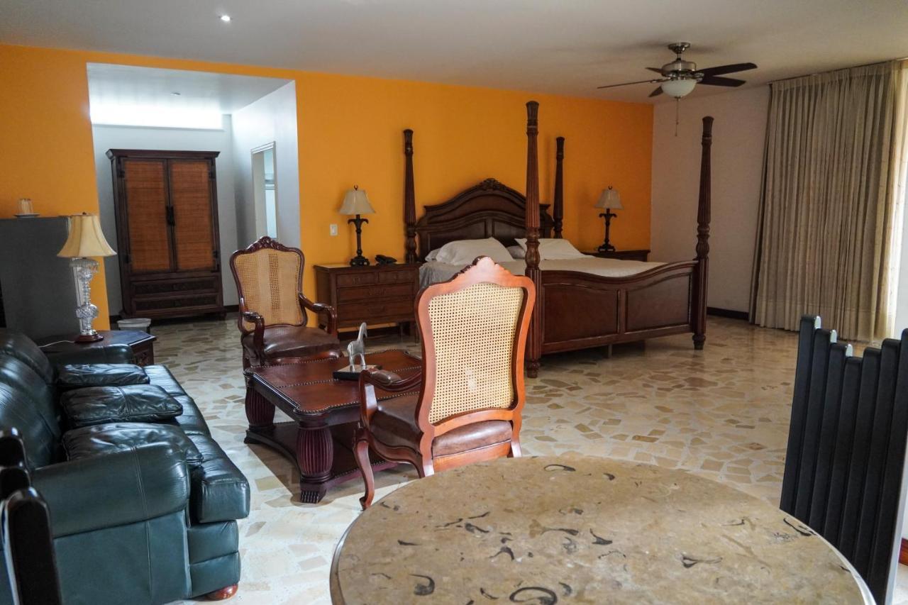 Hotel Boutique Villa Casuarinas Cali Kültér fotó