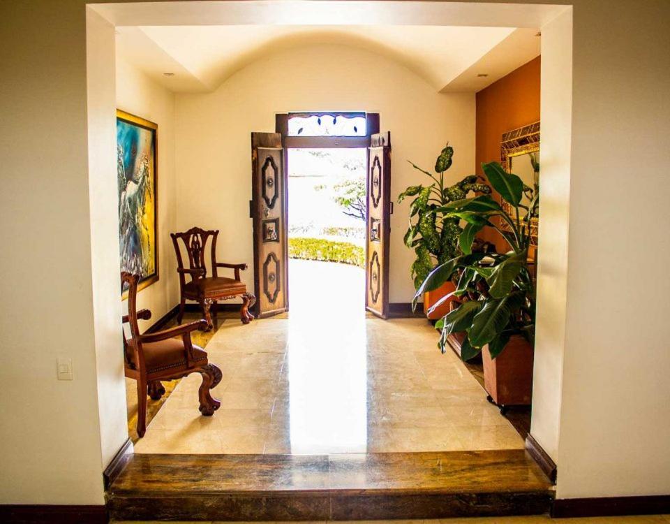 Hotel Boutique Villa Casuarinas Cali Kültér fotó